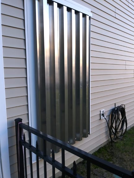 side_window_shutter